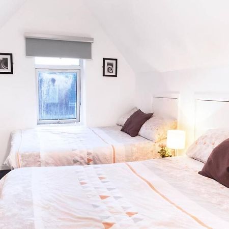Apartment Up To 9 Close To Centre, Big Tv And Wifi Cardiff Eksteriør billede